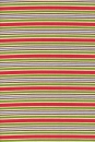 beige-rot-grün gestreift